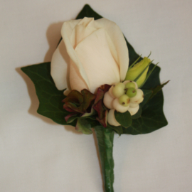 grooms buttonholes